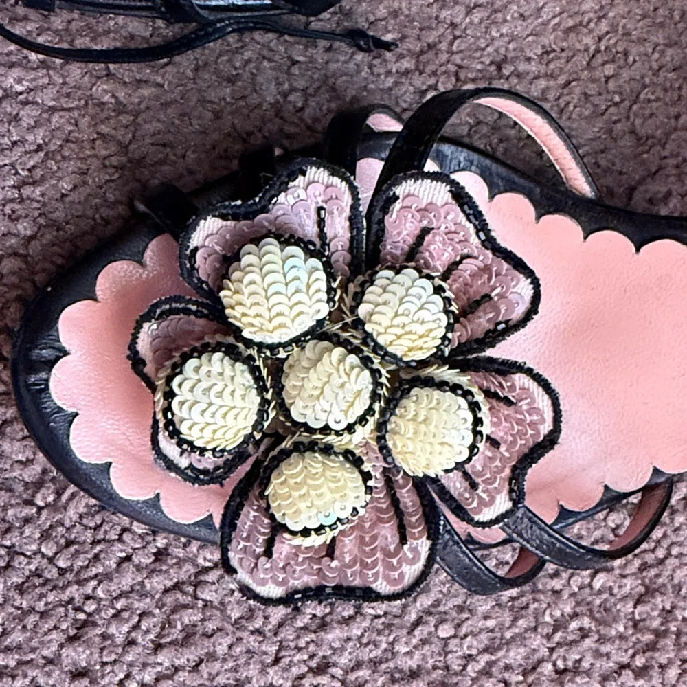 Moschino Black and Yellow Floral Heels - Picture 4 of 6